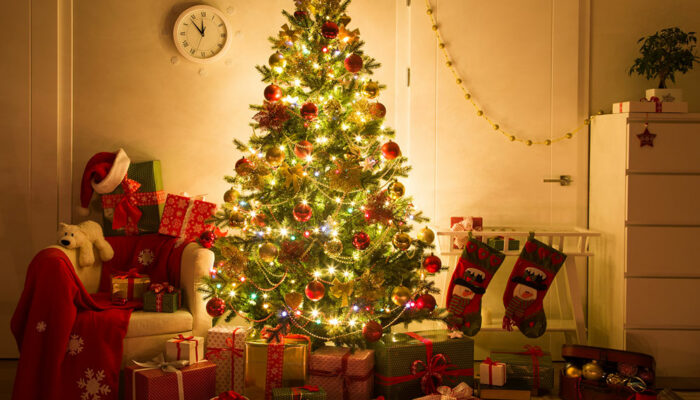 5 mistakes that can cause the Christmas tree to go up in flames